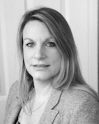 Naomi Warr